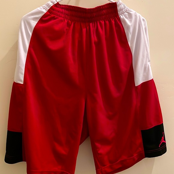 Jordan Red/White Shorts Large - Picture 1 of 1